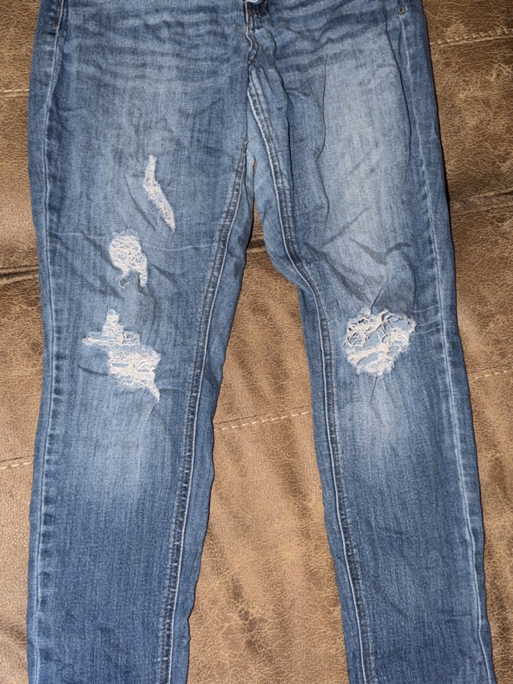 Distressed Blue Women's Jeans - Classic Ripped Skinny